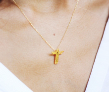 Carregar imagem no visualizador da galeria, PJSP - Colar CRISTO REI dourado