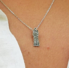 Carregar imagem no visualizador da galeria, PJSP - Colar STO ANTÓNIO prateado